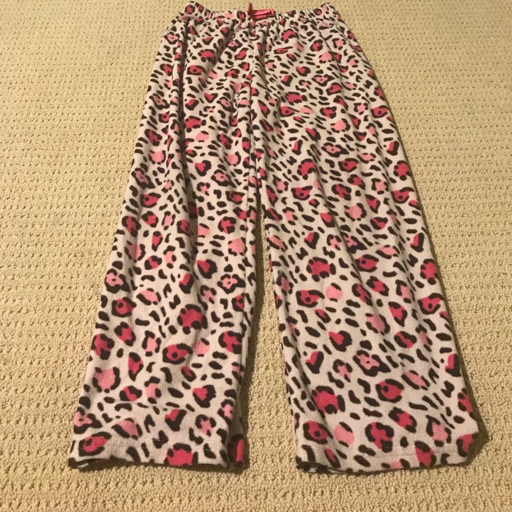 Cute pink cheetah girls pj's🎀💕
