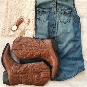 Madden Girl Cowgirl Boots 🌵