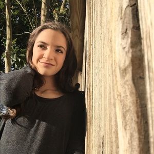 Meet your Posher, Megan