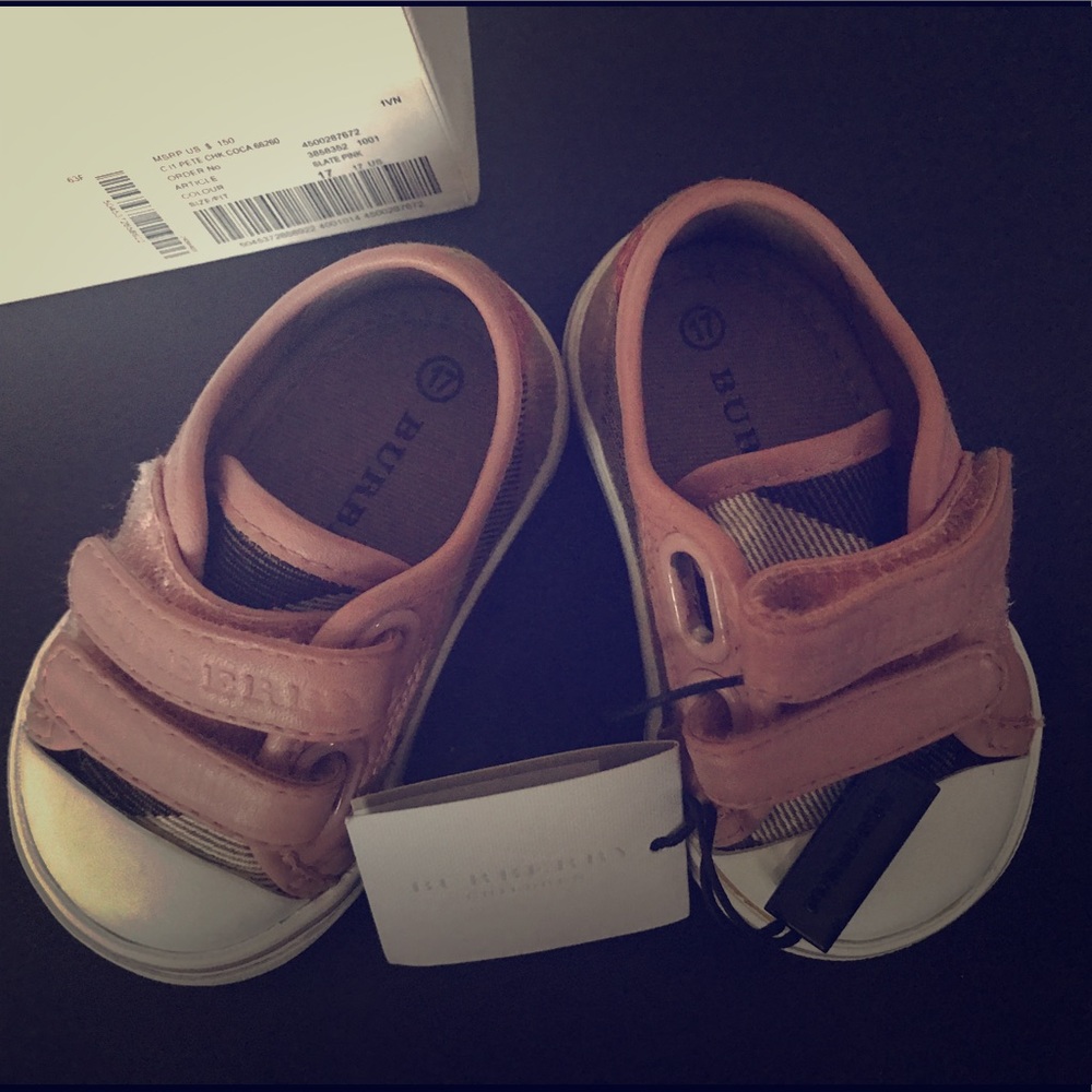 Burberry sneakers