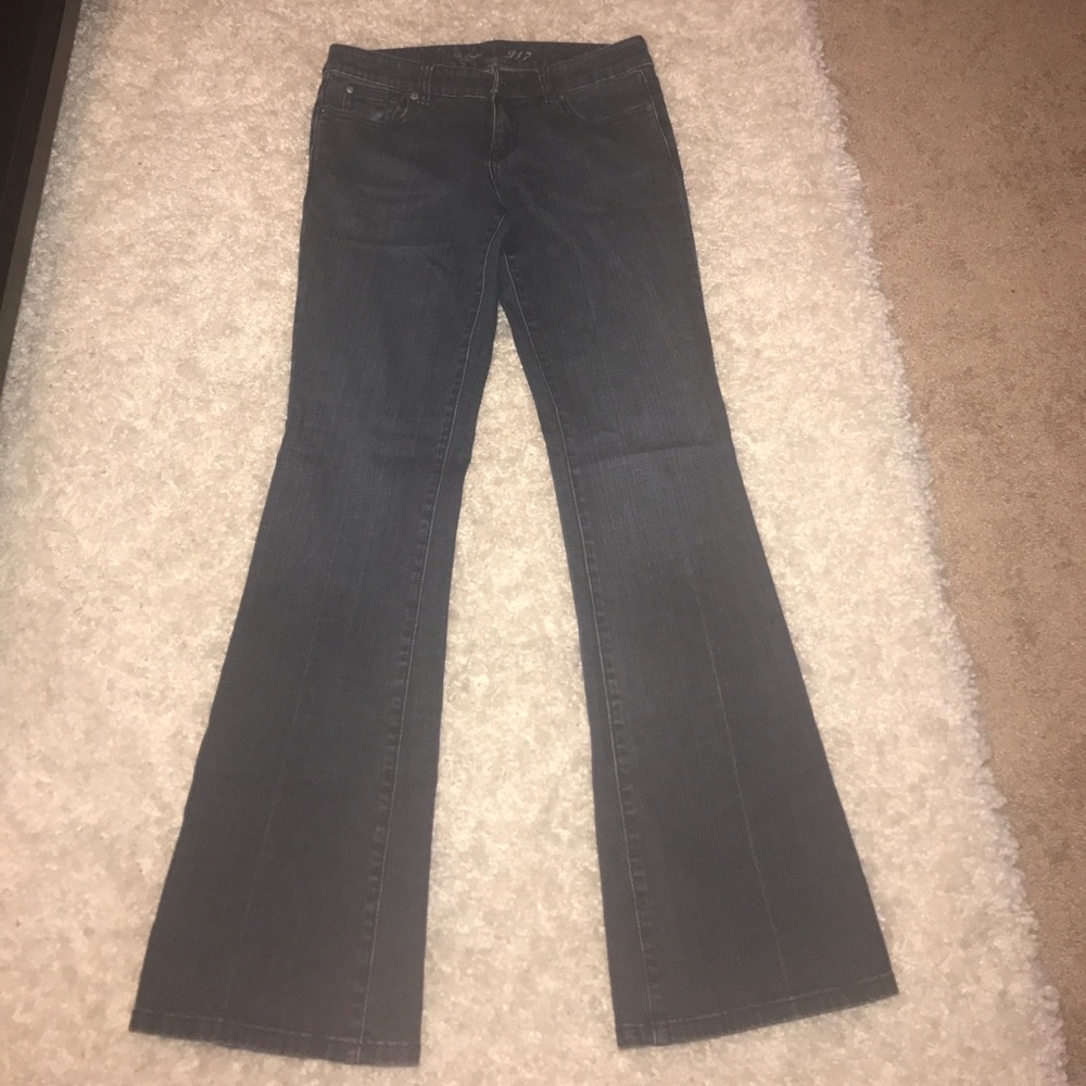 Limited jeans