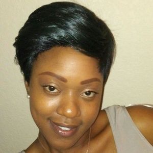 Meet your Posher, Annette