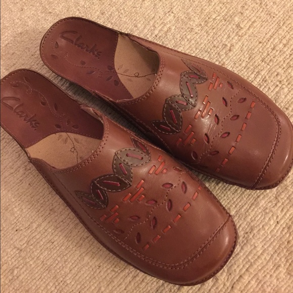Clarks Shoes - Clarks slip on