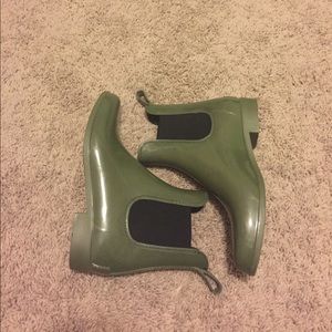 Chelsea Rain boots