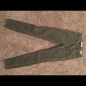 Olive green jeggings, size 26