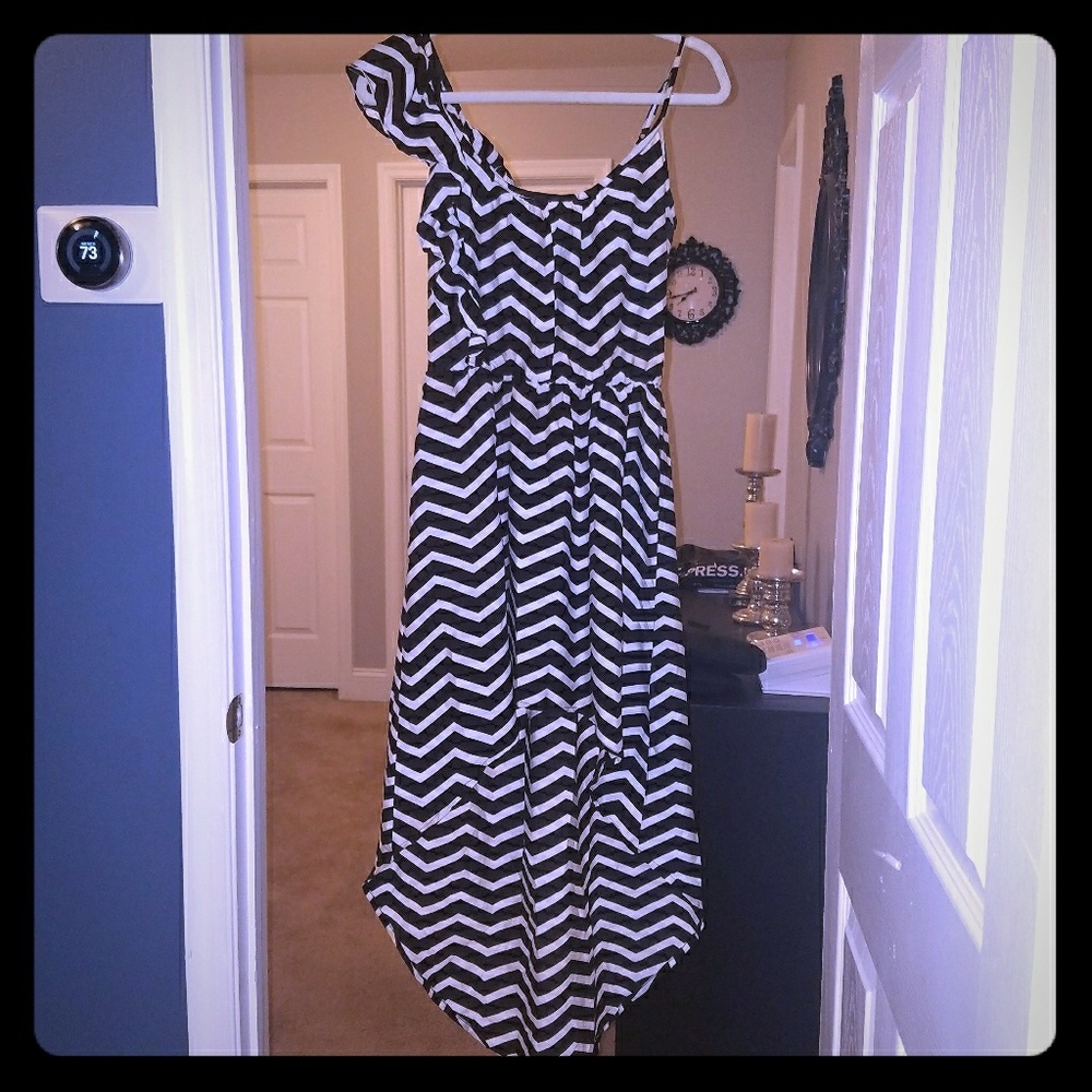 Flirty High Low Chevron Dress