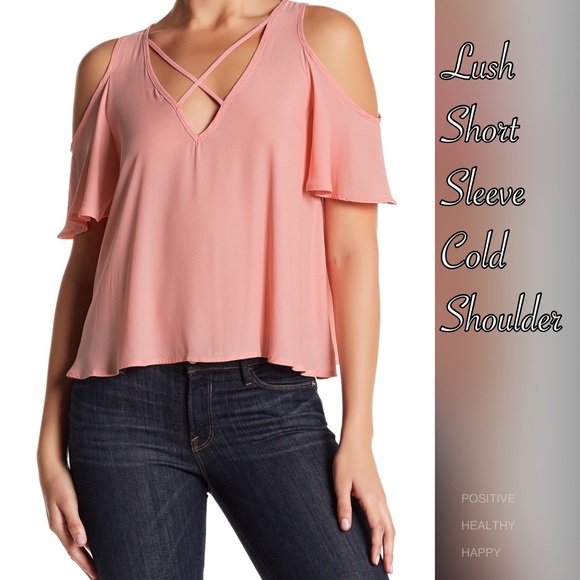 Lush Tops - Sale🍋NWOT Short Sleeve Blush Cold Shoulder