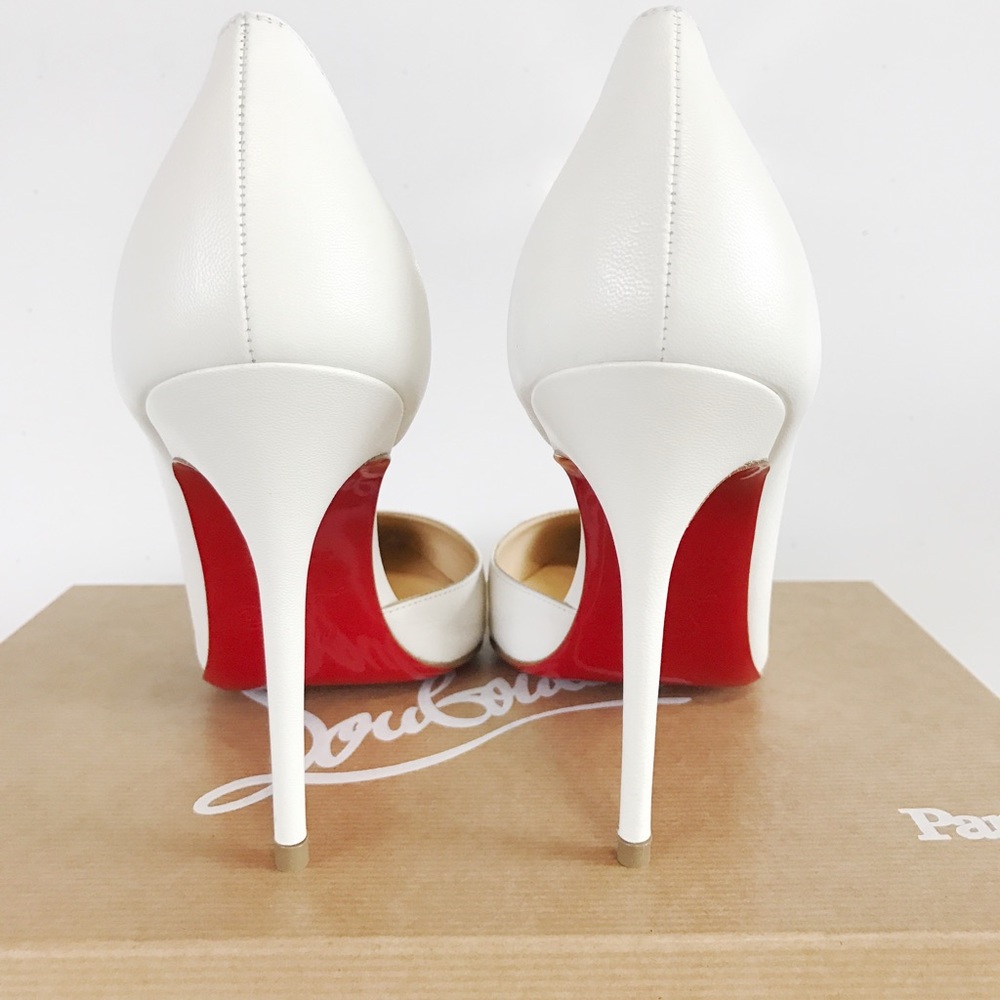 😍 ***SOLD*** Christian Louboutin Iriza