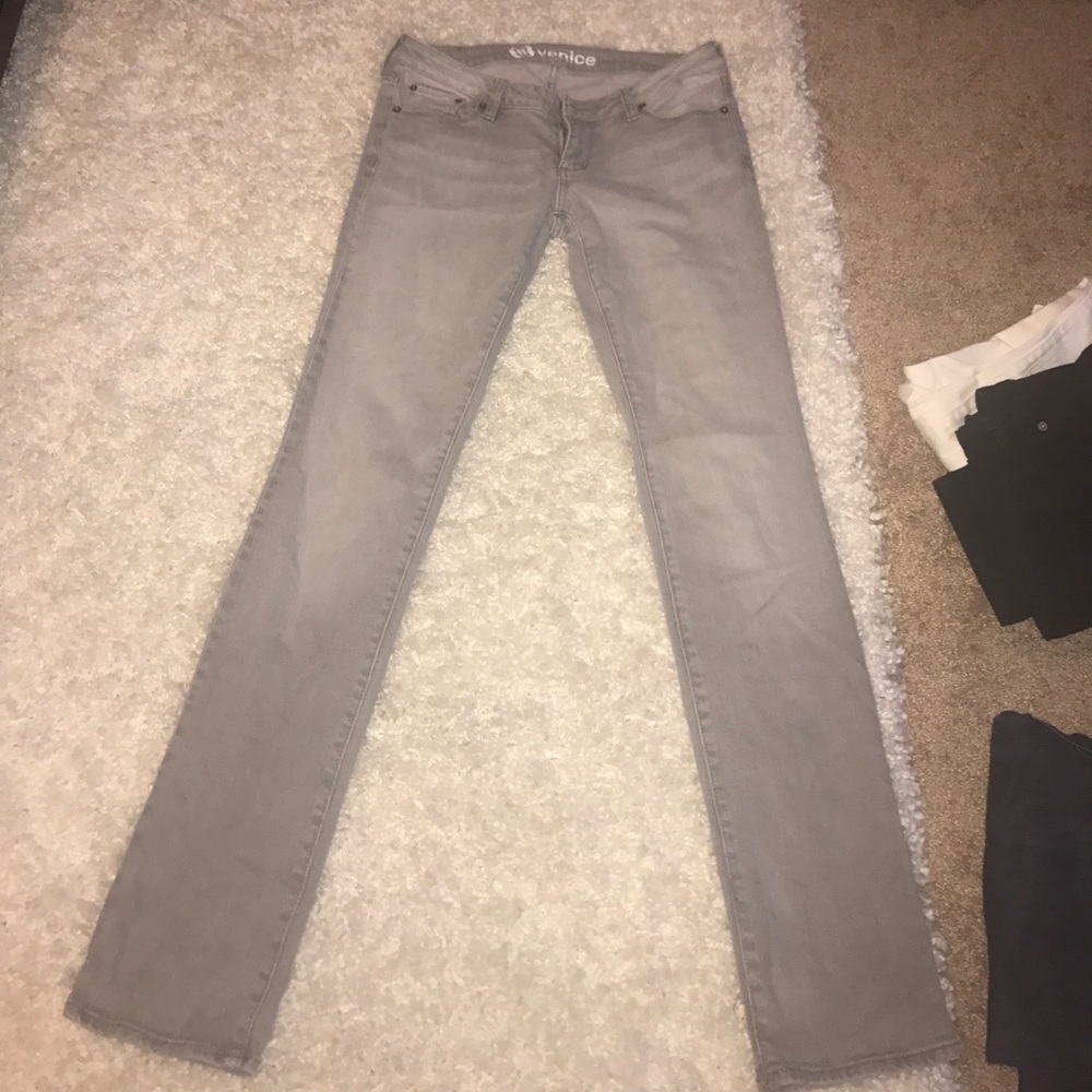 Grey skinny jeans