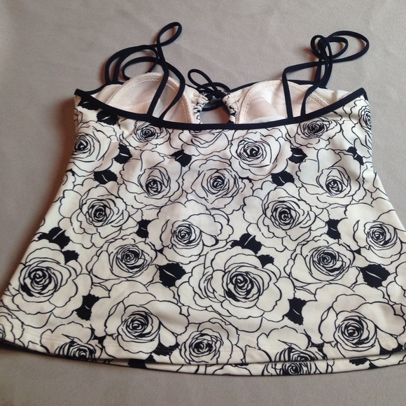 ANNE COLE COLLECTION TOP TANK EXCELLENT CONDITION - Picture 4 of 4