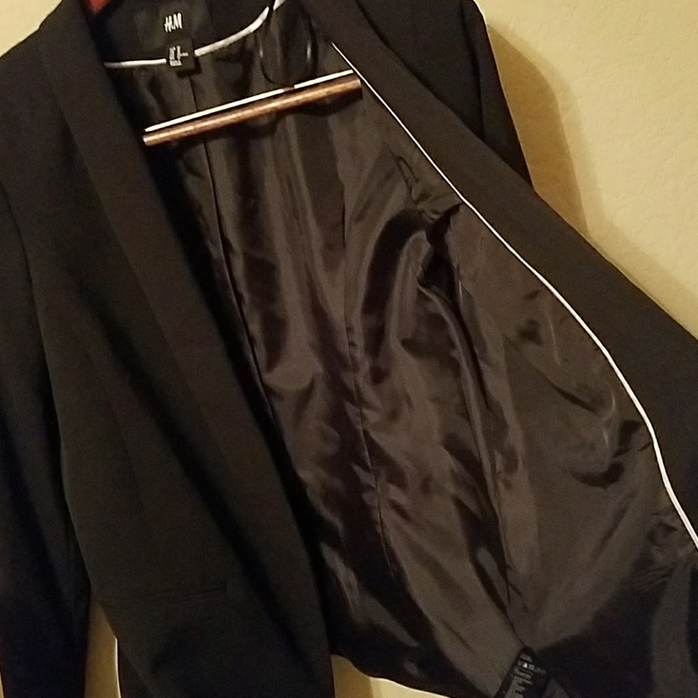 Black H&M Blazer