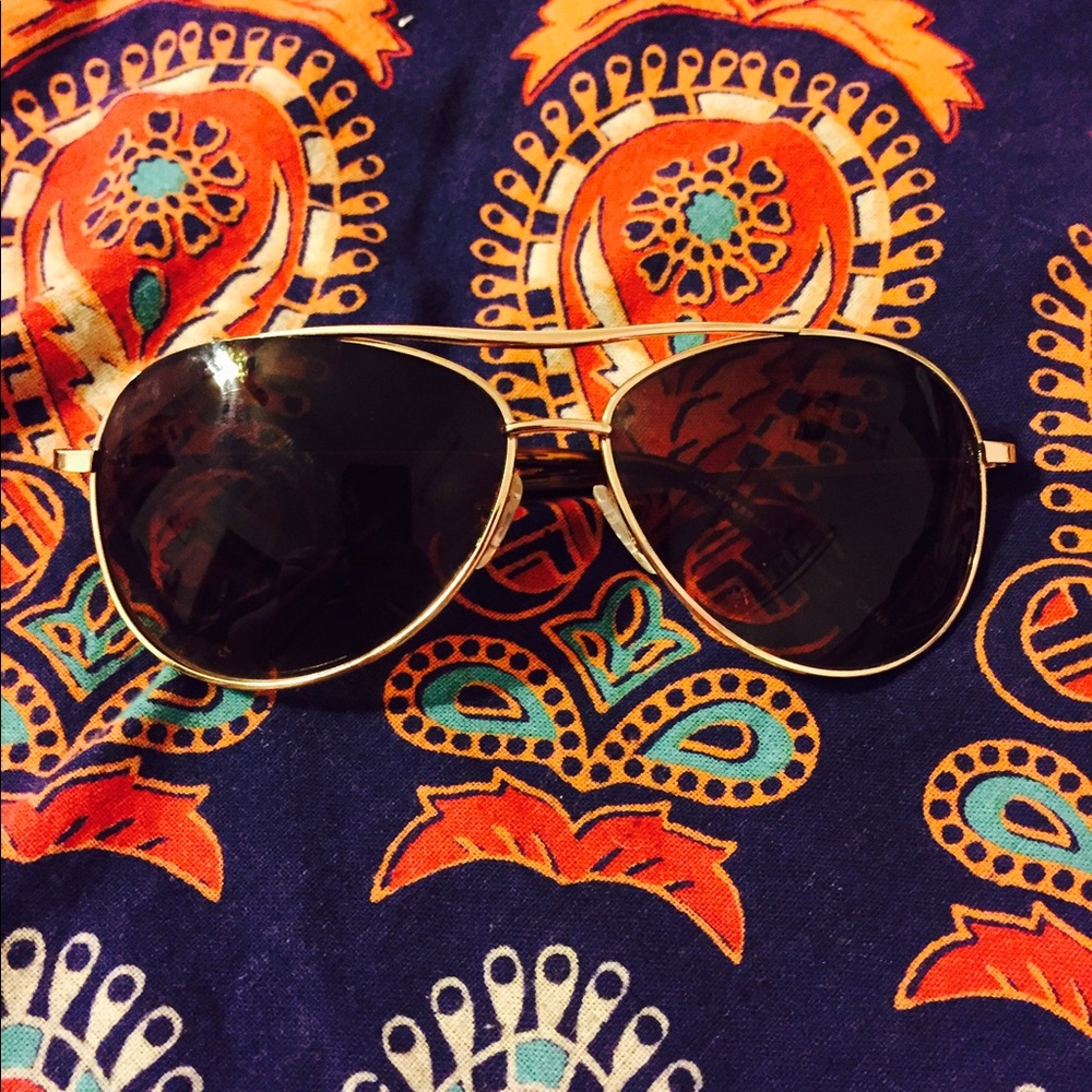 Lucky Brand aviator sunglasses