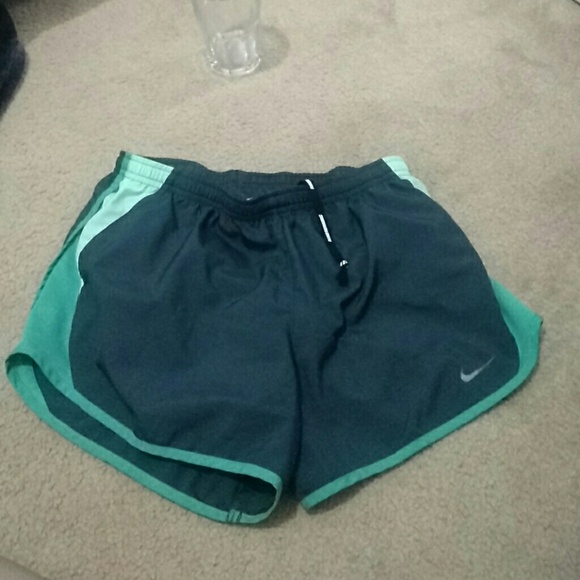 Teal and grey nike - Picture 1 of 3