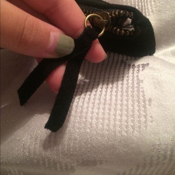 🎉HP🎉 NWT Brandy Melville mini rose coin pouch - Picture 5 of 6