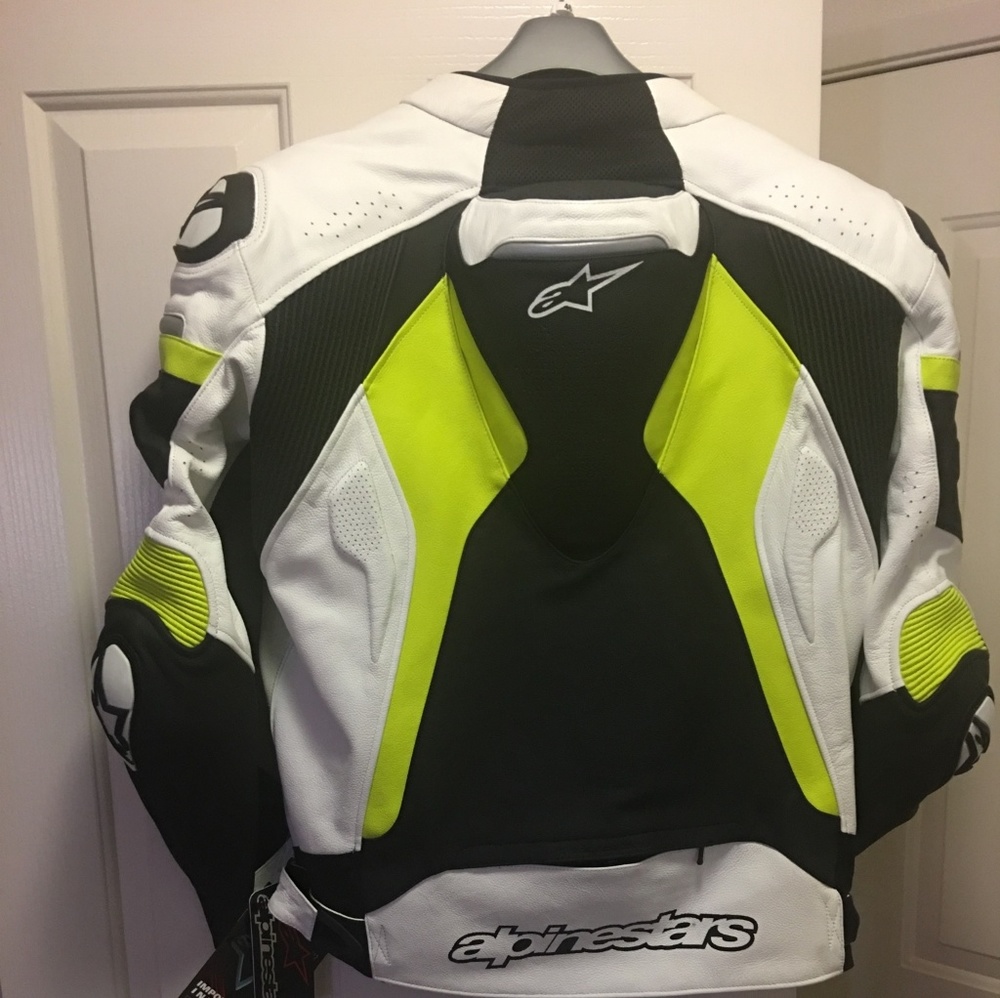 Motorcycle jacket - Picture 2 of 2