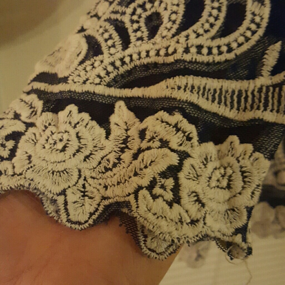 Sheer Boho Top - Picture 3 of 4