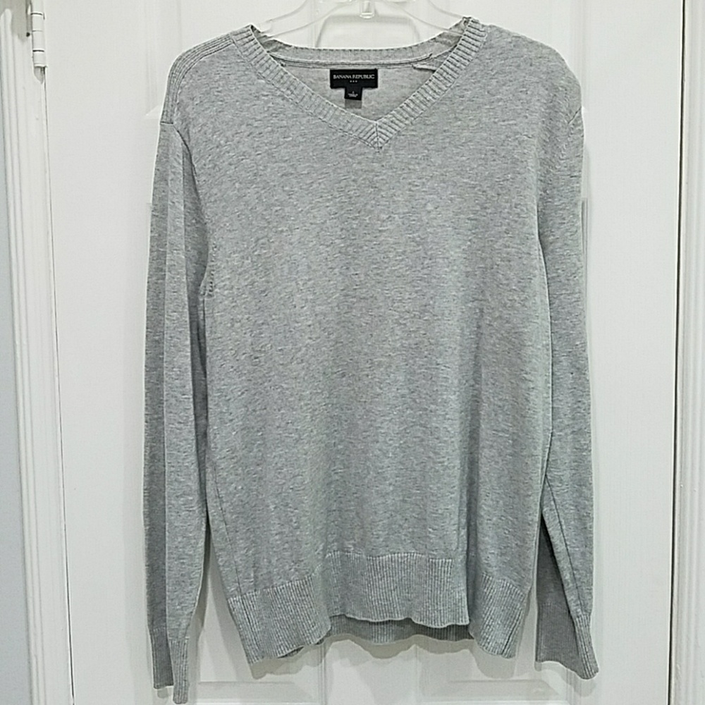 Banana Republic v-neck sweater (men)