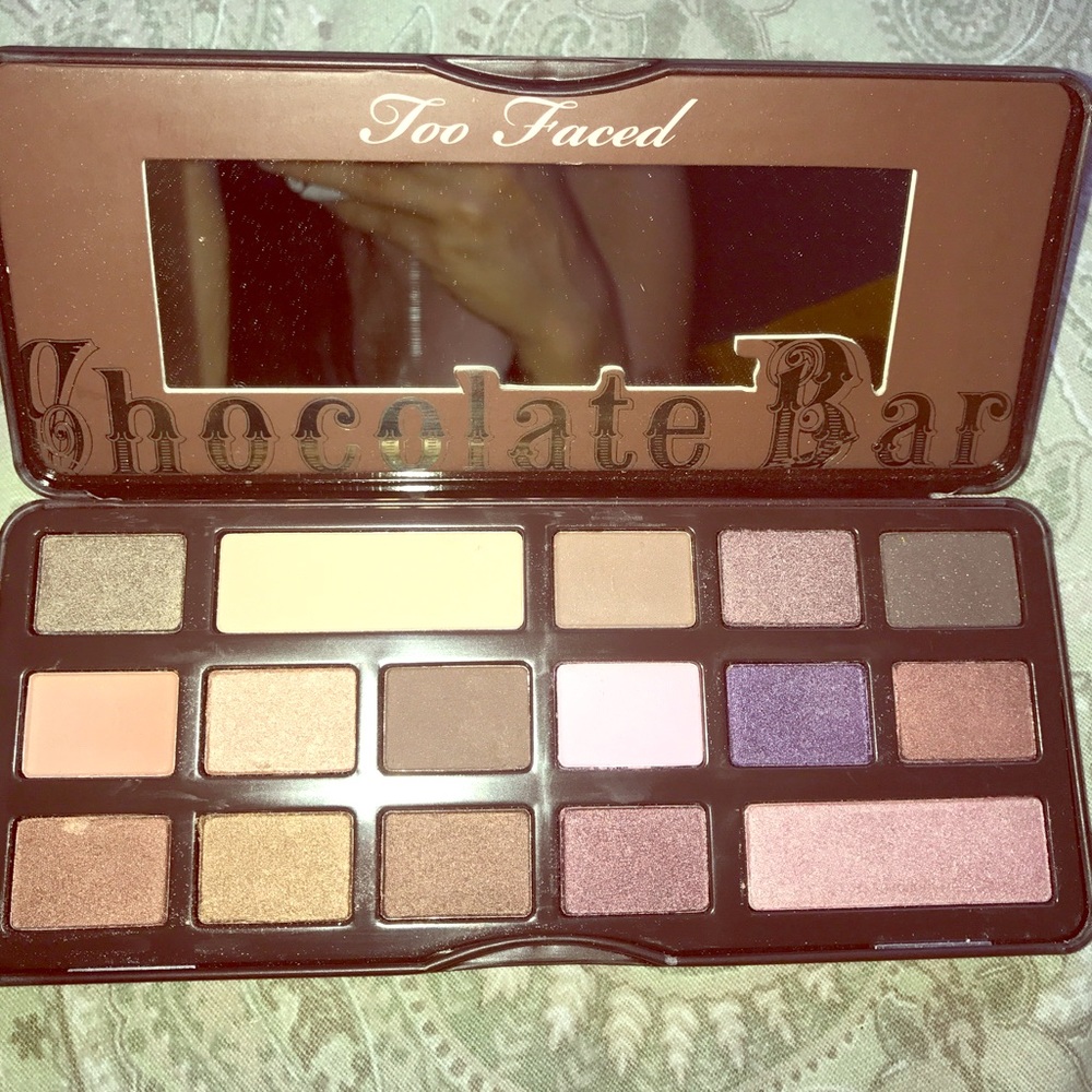 Too faced chocolate bar and Bon Bon palette