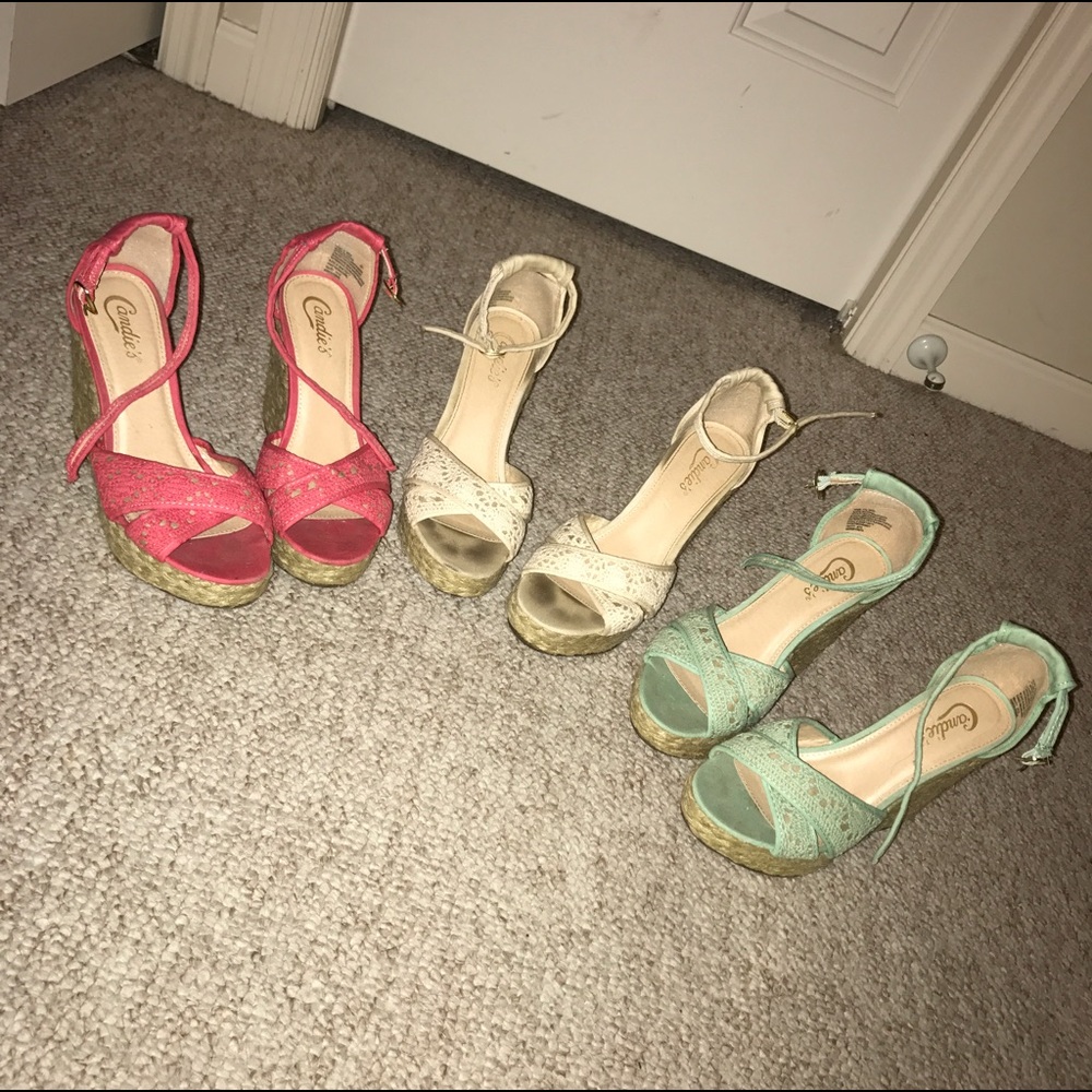 Khaki colored wedges!