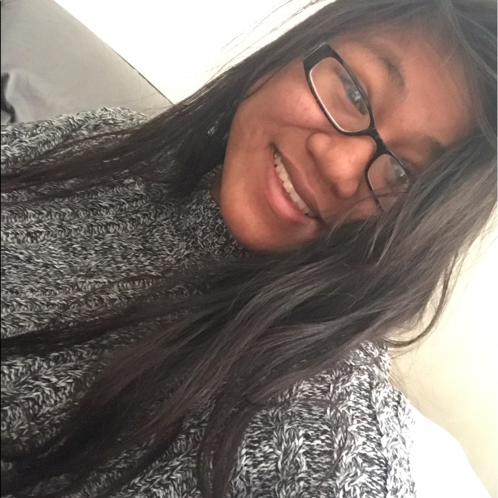 Meet your Posher, Monica