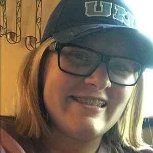 Meet your Posher, Kaelyn