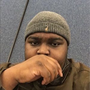 Meet your Posher, Emery