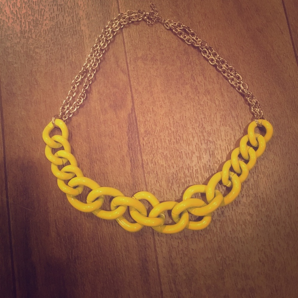 Yellow and gold chain necklace
