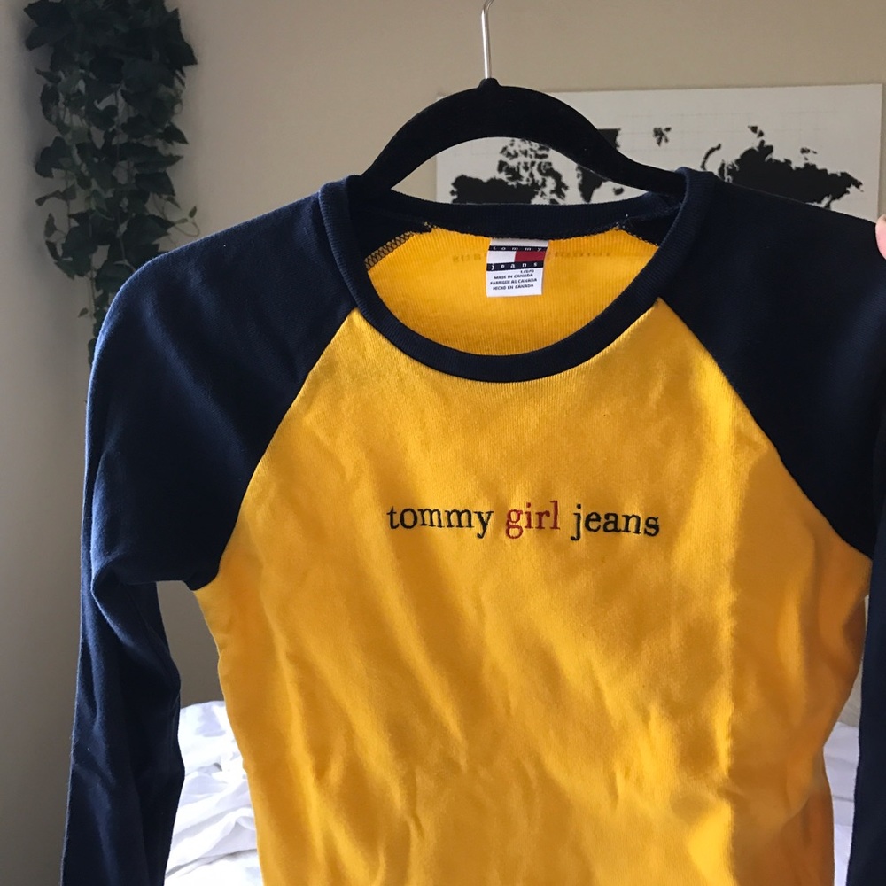 Vintage Tommy Baseball tee ♡ UO FIRM