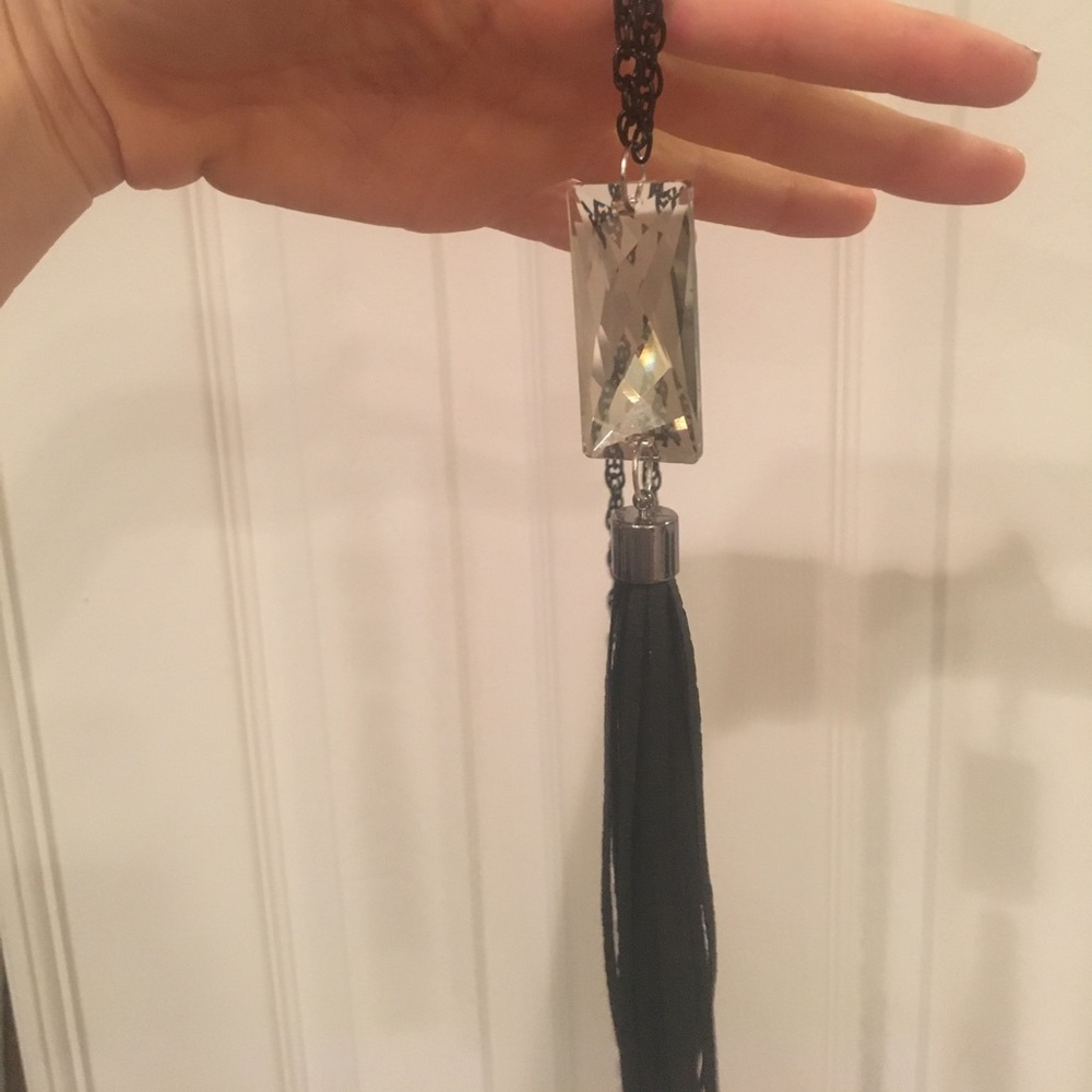 16" statement necklace with tassel and jewel