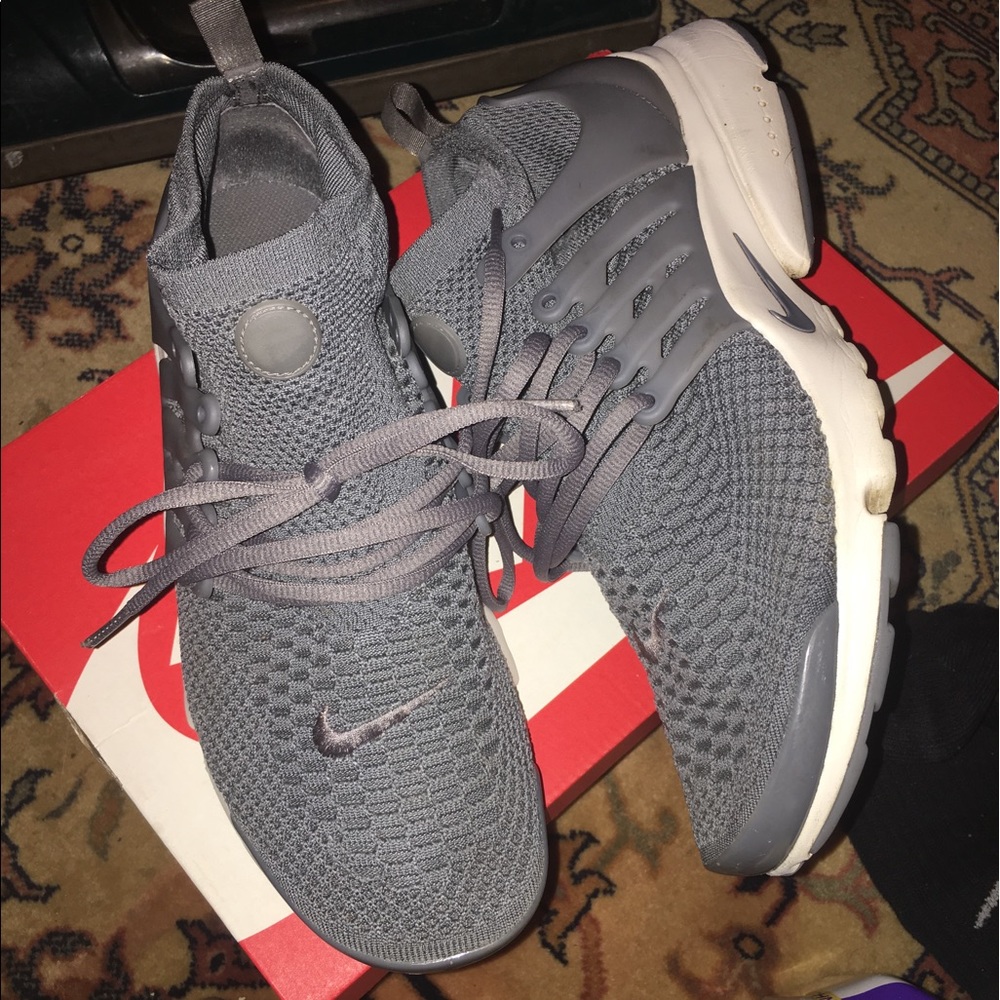 Nike flyknit prestos