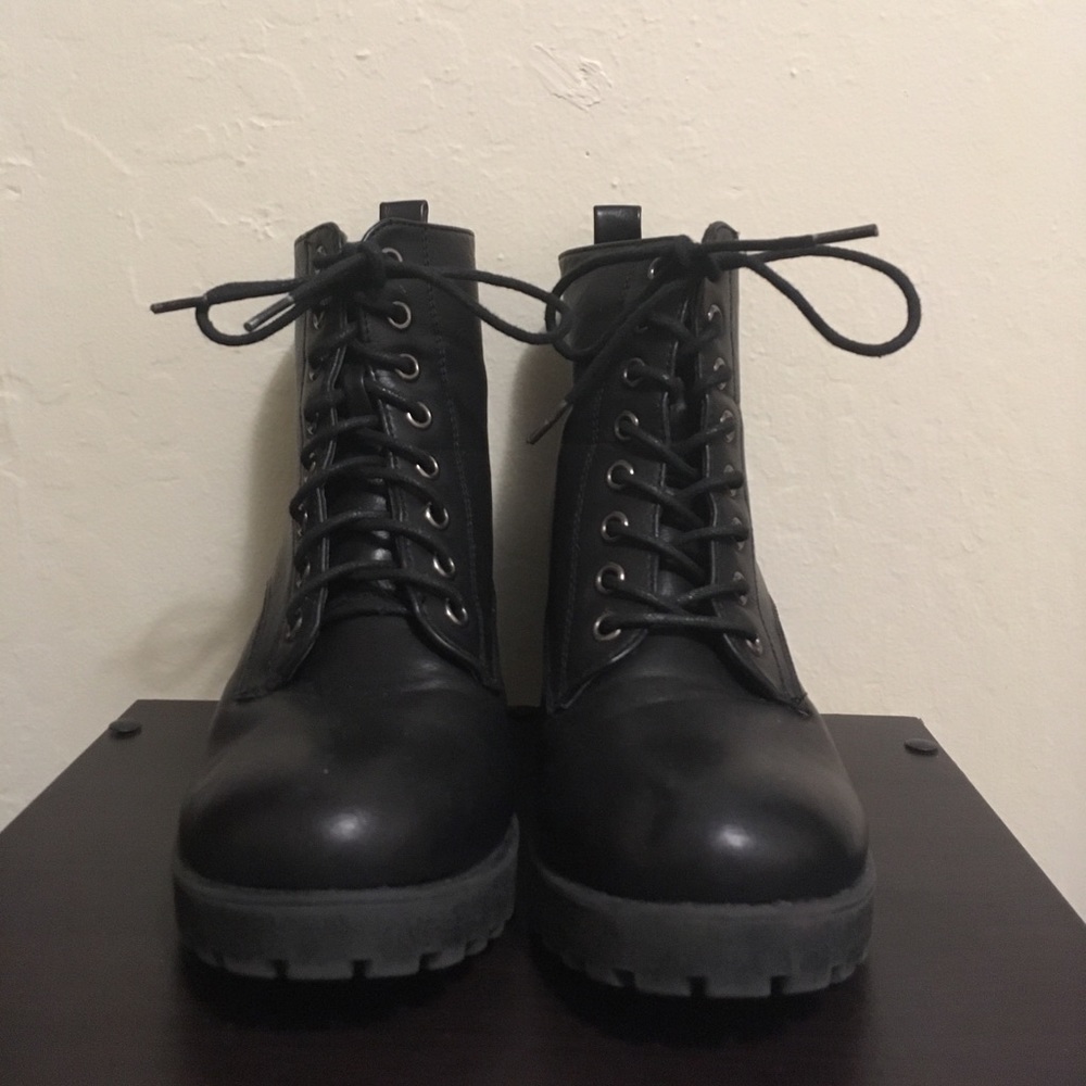 Black MIA combat boot heels
