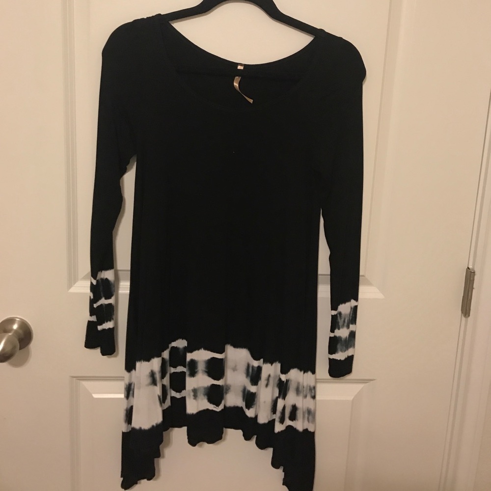 Tie-dye Black/white Tunic