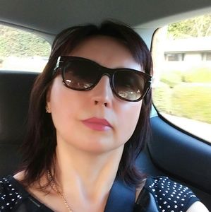 Meet your Posher, Arina