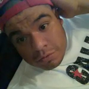 Meet your Posher, Carlos