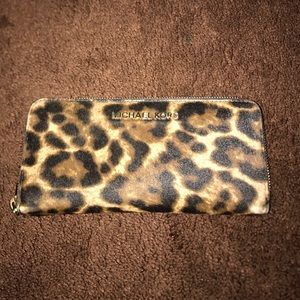 Michael Kids Large Leopard Zip Up Wallet