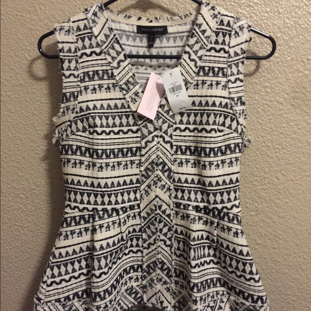 NWT Banana Republic Jacquard Tank Cream