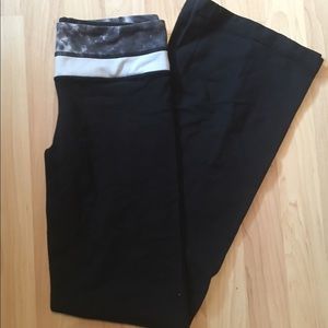 Lululemon groove pant