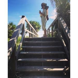 Meet your Posher, Dana