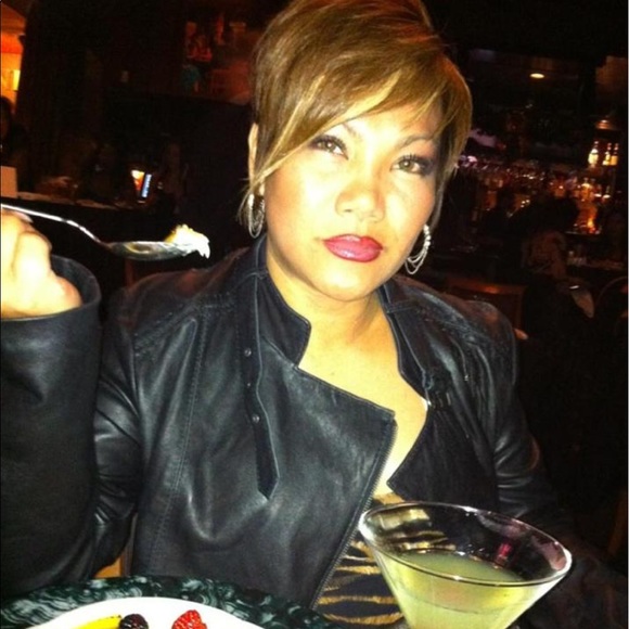 Meet your Posher, Arlene - Picture 3 of 5