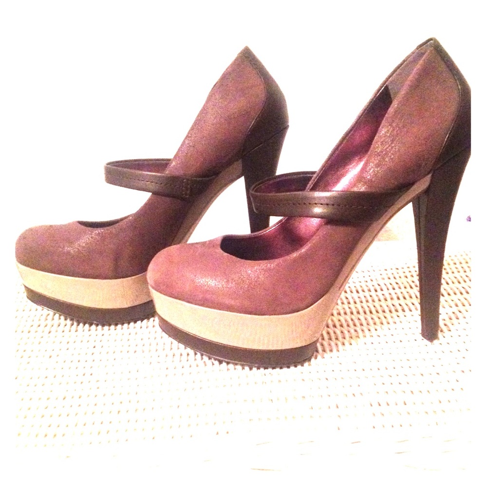 SALE!!!!! Jessica Simpson Stacked Tri-Tone Pumps