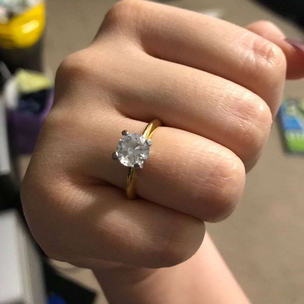 Diamond ring - Picture 3 of 5