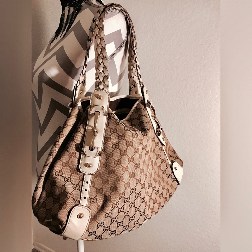 Gucci large Pelham shoulder bag