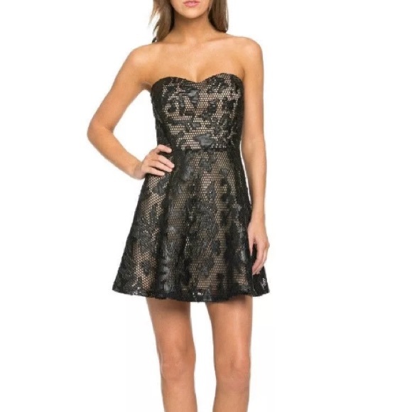 SOLD OUT - Picture 2 of 7