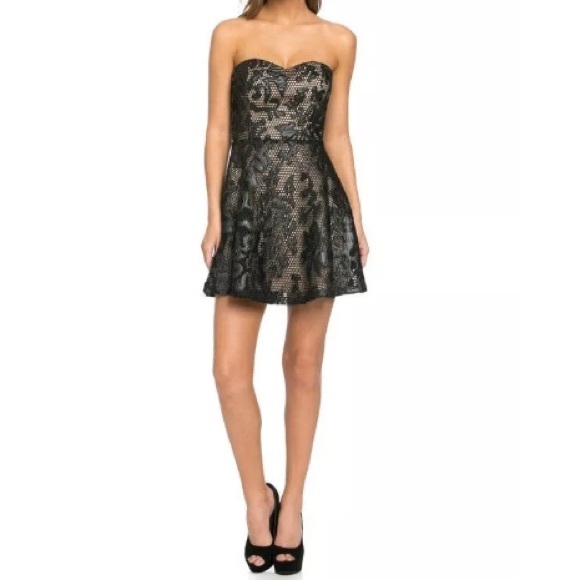 SOLD OUT - Picture 4 of 7