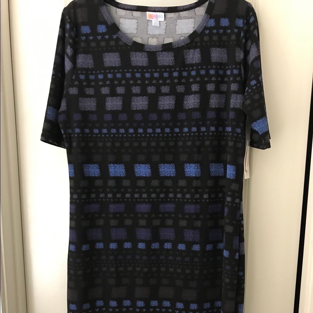 Lularoe XL black/blue print Julia