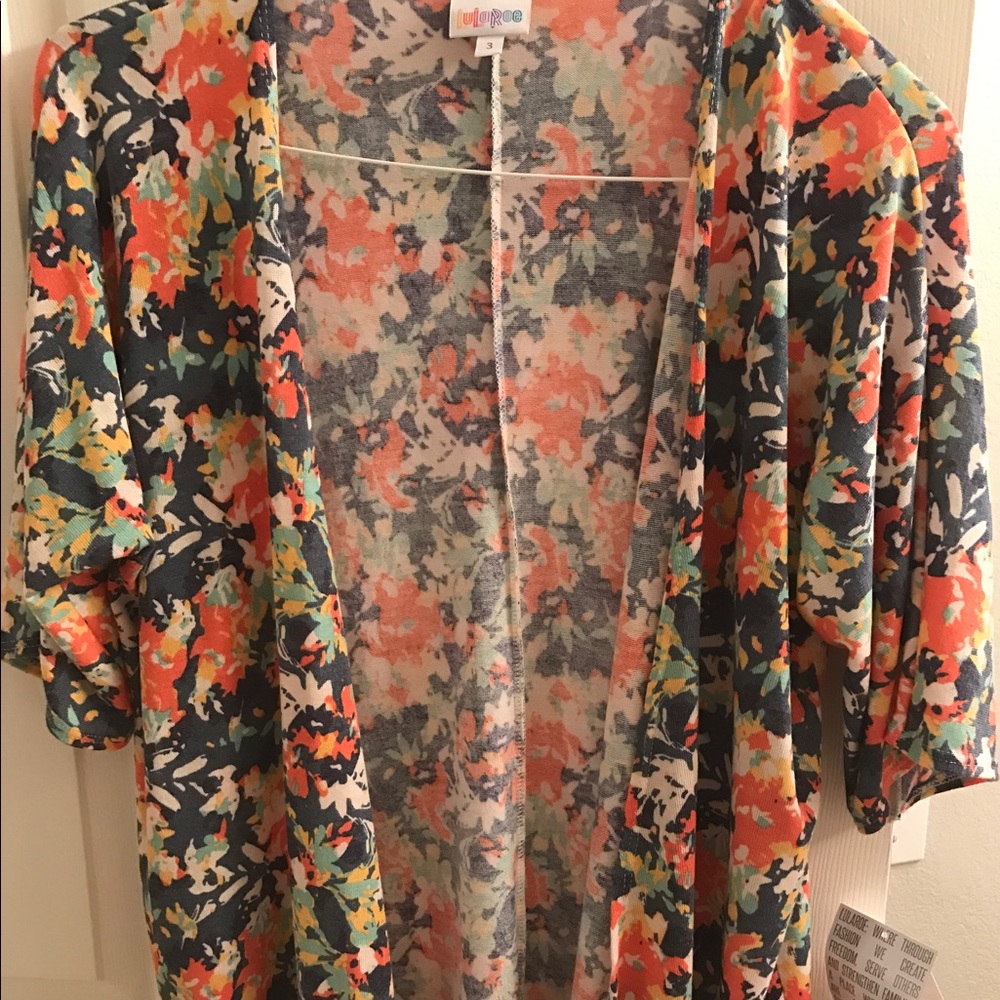 NWT size 3 lularoe Bianka kimono