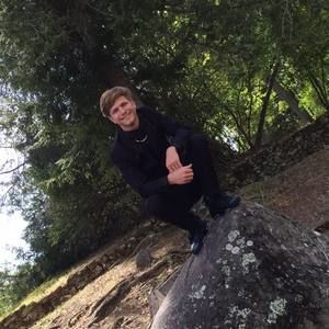Meet your Posher, Brenton