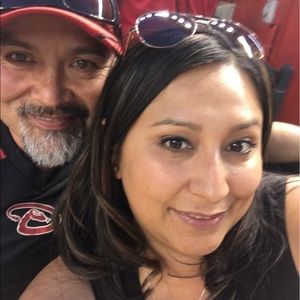 Meet your Posher, Elizabeth