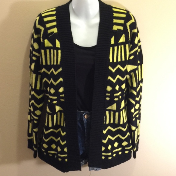 🌎🌺 Tirbal Print Oversized Cardigan - Picture 2 of 5