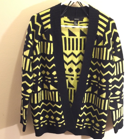 🌎🌺 Tirbal Print Oversized Cardigan - Picture 3 of 5